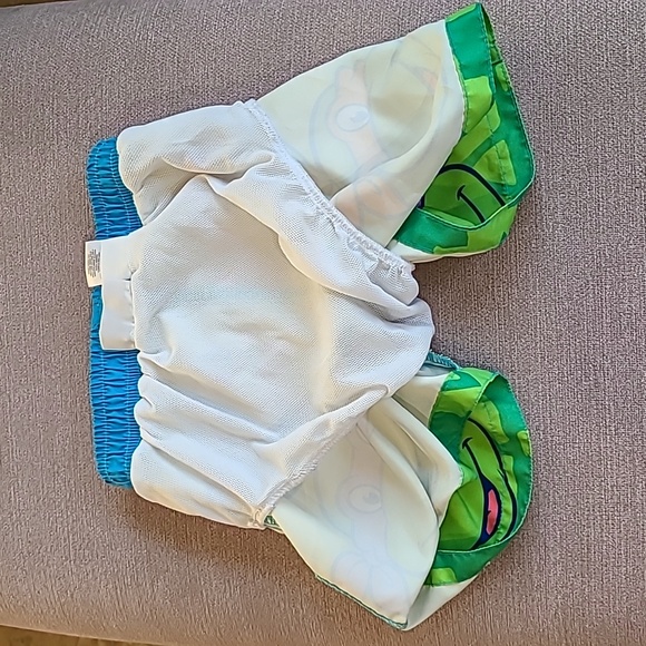 Toddler Swim Outfit - Picture 7 of 8